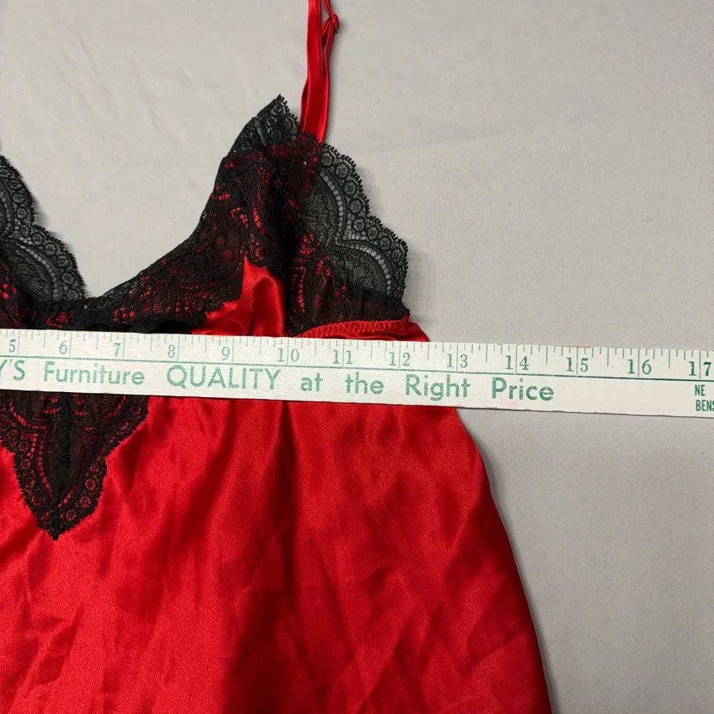 ❤️ Victoria's‎ Secret Red Satin Cami — Black Lace Trim Small Lingerie Top 🖤